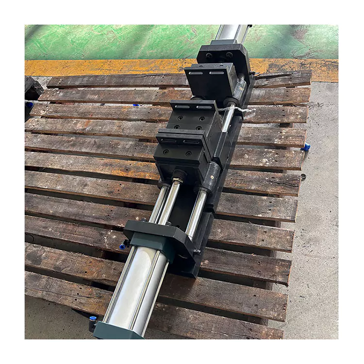 Dvojni enojni odprti pnevmatski ploščati primež